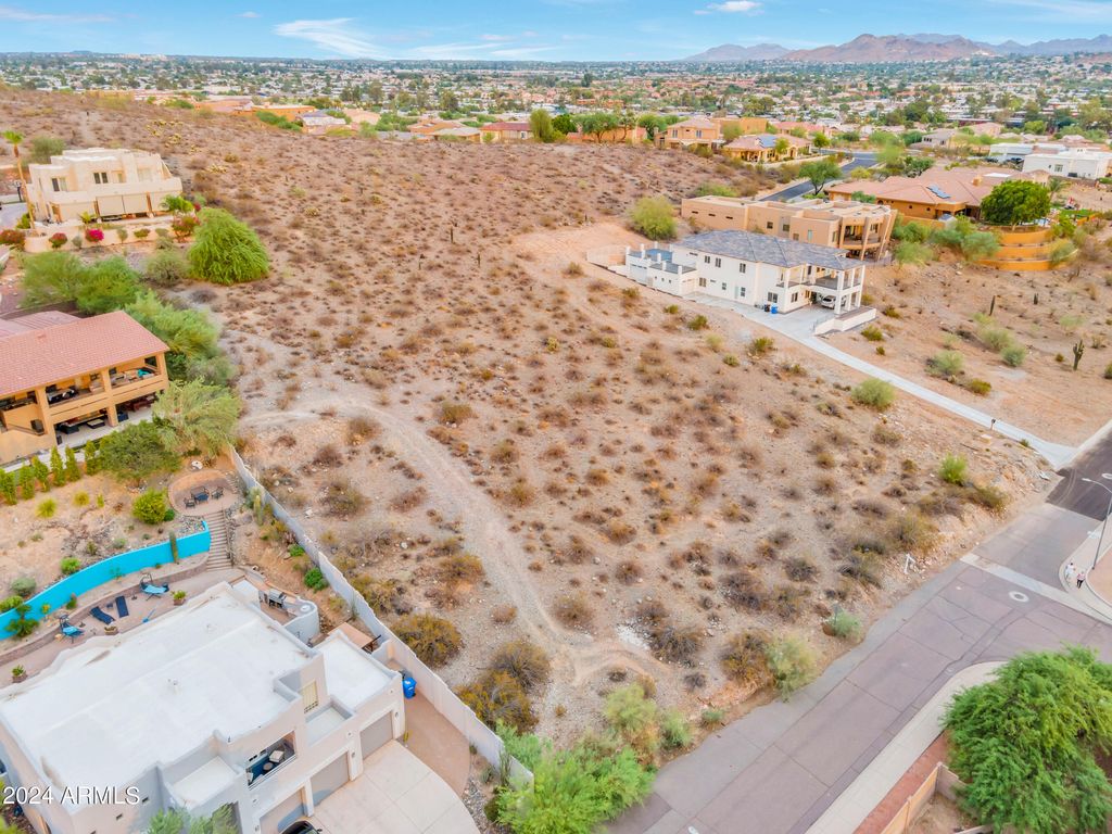 18249 N 13th Place 1 & 2, Phoenix, AZ 85022 — photo 4