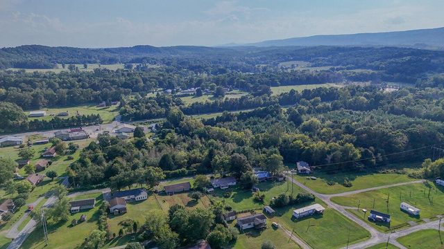 333 Price Circle, Spring City, TN 37381
