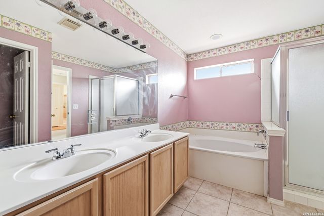 7518 Sutters Mine, Converse, TX 78109