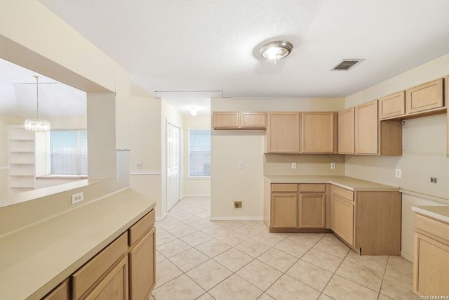 7518 Sutters Mine, Converse, TX 78109