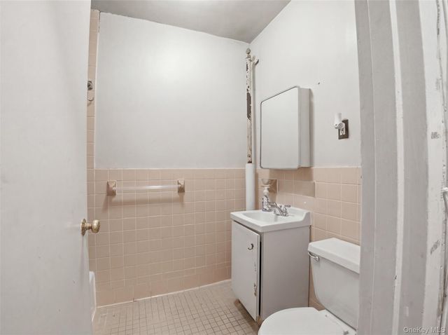 759 Jennings Street 5C, Bronx, NY 10459
