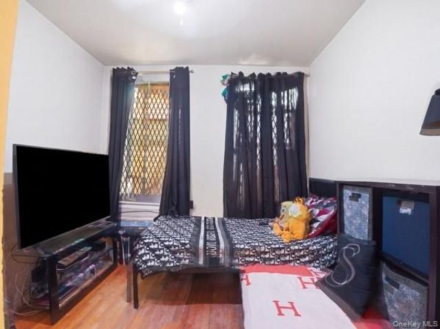 759 Jennings Street 5C, Bronx, NY 10459