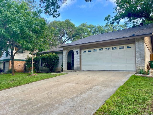 9247 RIDGE GROVE ST, San Antonio, TX 78250