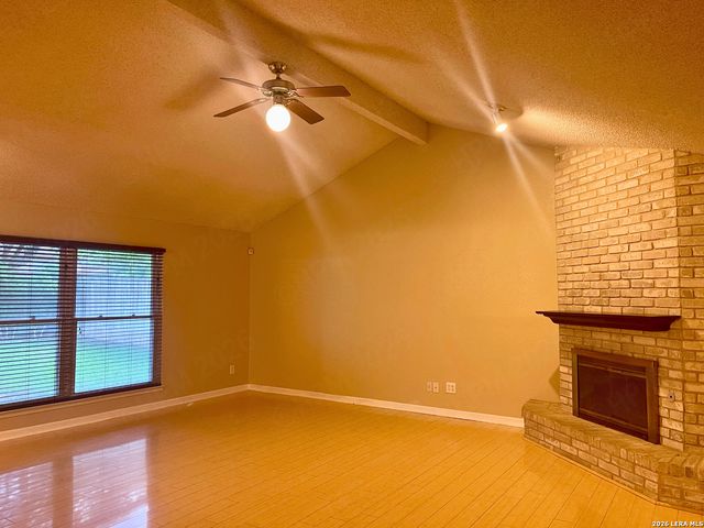 9247 RIDGE GROVE ST, San Antonio, TX 78250