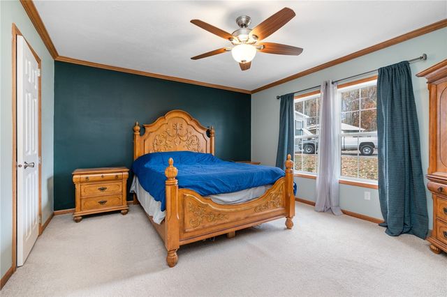 743 Slate Ave, Cranberry Twp, PA 16066