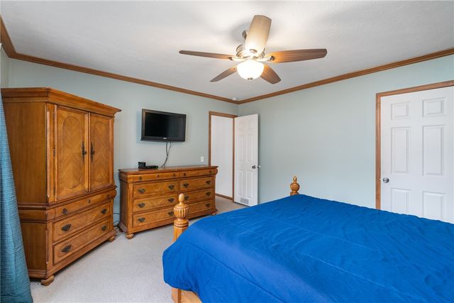 743 Slate Ave, Cranberry Twp, PA 16066