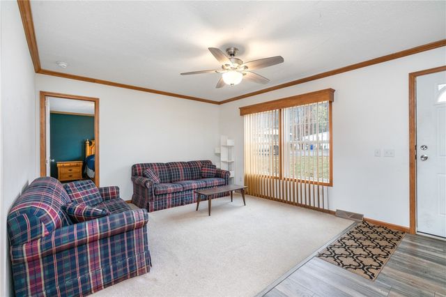 743 Slate Ave, Cranberry Twp, PA 16066