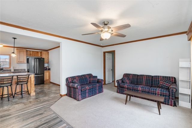 743 Slate Ave, Cranberry Twp, PA 16066