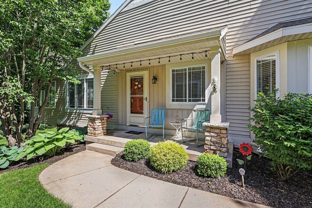 7373 Cactus Cove, Byron Center, MI 49315