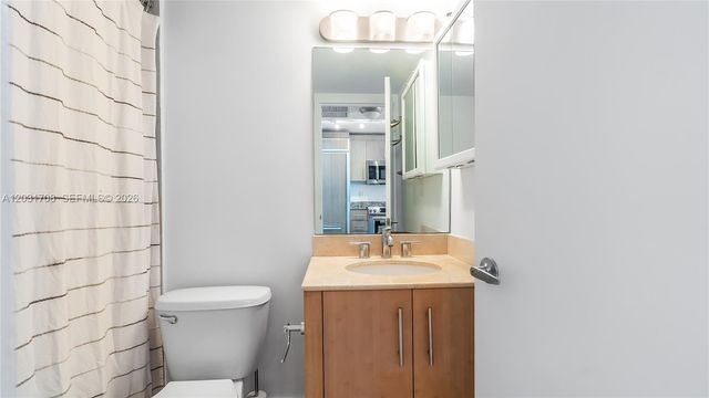 10275 Collins Ave 905, Bal Harbour, FL 33154