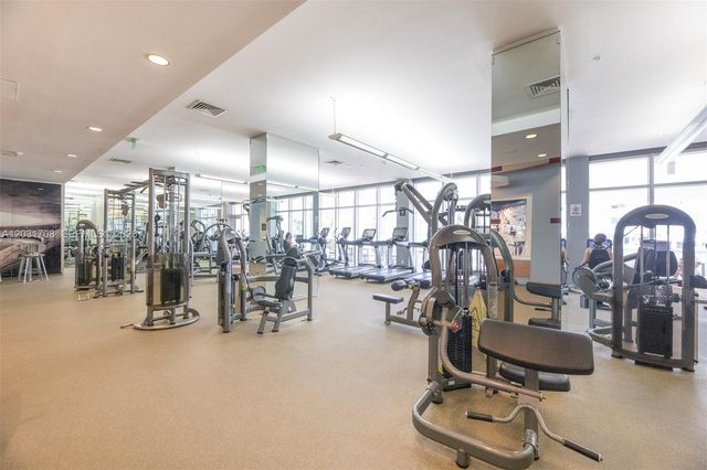 10275 Collins Ave 905, Bal Harbour, FL 33154