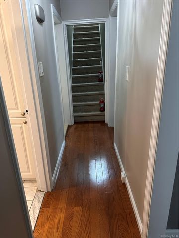 568 Irving Street, Westbury, NY 11590