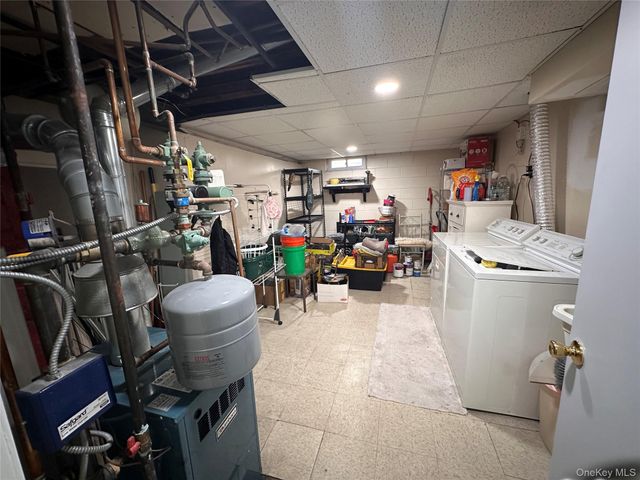568 Irving Street, Westbury, NY 11590