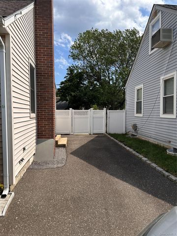 568 Irving Street, Westbury, NY 11590