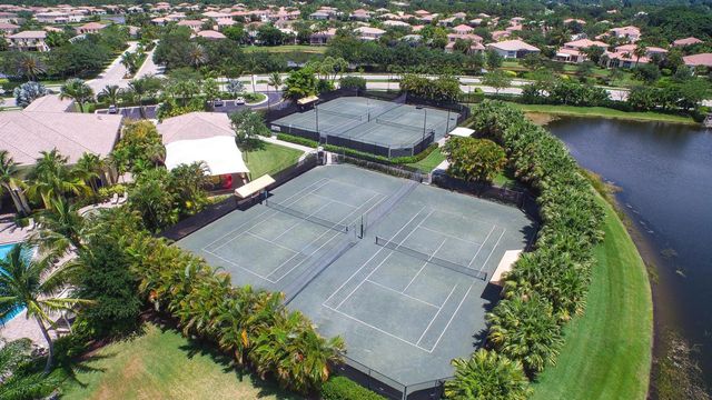 107 Via Escobar Place, Palm Beach Gardens, FL 33418