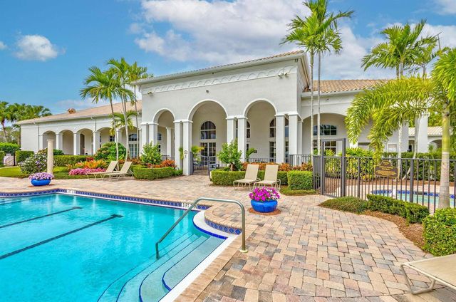 107 Via Escobar Place, Palm Beach Gardens, FL 33418