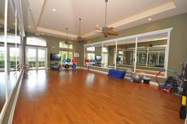107 Via Escobar Place, Palm Beach Gardens, FL 33418
