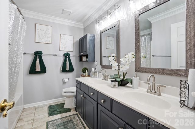 8540 Piccone Brook Lane, Charlotte, NC 28216