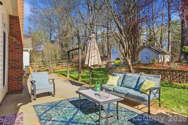8540 Piccone Brook Lane, Charlotte, NC 28216