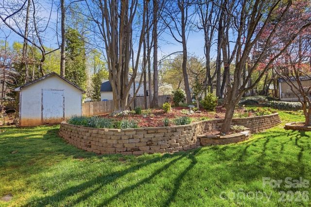 8540 Piccone Brook Lane, Charlotte, NC 28216