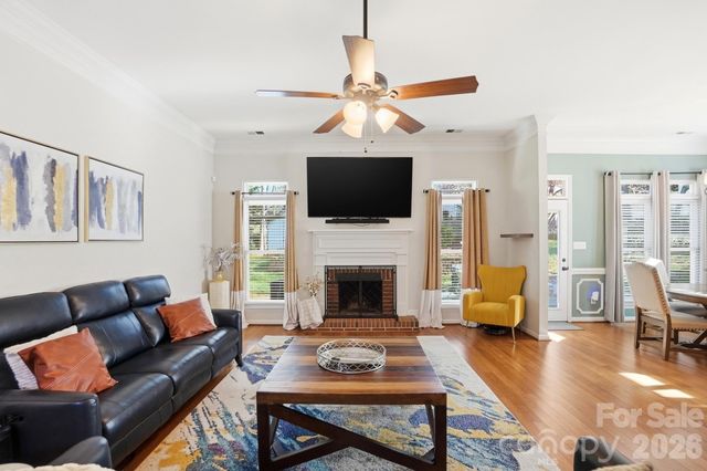 8540 Piccone Brook Lane, Charlotte, NC 28216