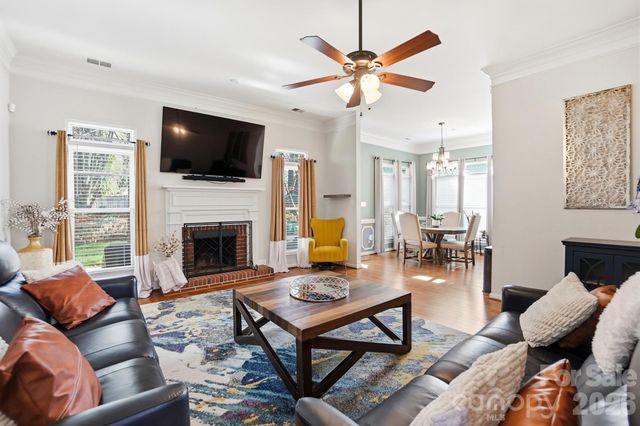 8540 Piccone Brook Lane, Charlotte, NC 28216