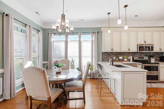 8540 Piccone Brook Lane, Charlotte, NC 28216