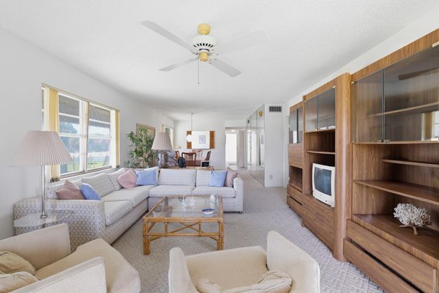 2925 SW 22nd Avenue 2080, Delray Beach, FL 33445