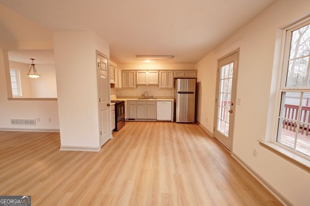 29 Wisteria Trail SW, Euharlee, GA 30120