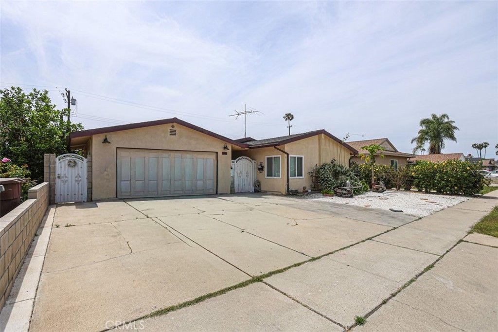 1762 W Minerva, Anaheim, CA 92804