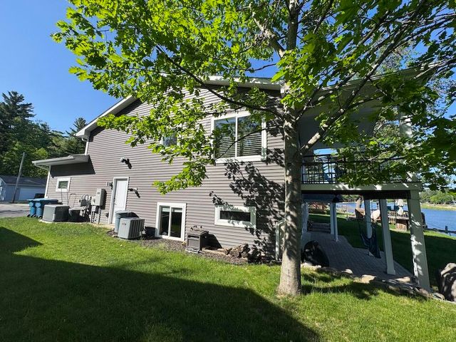 3382 Pinecrest Drive, Gladwin, MI 48624