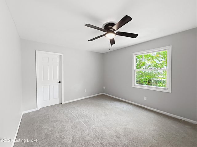 2613 Wingfield Ln, Louisville, KY 40210