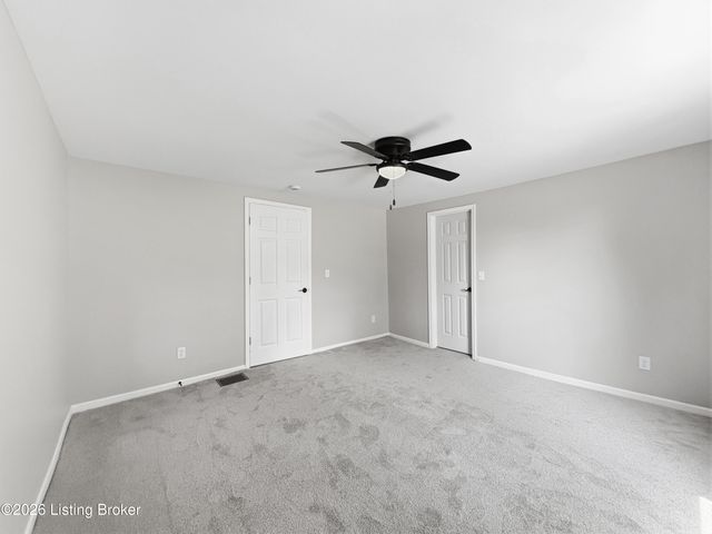 2613 Wingfield Ln, Louisville, KY 40210