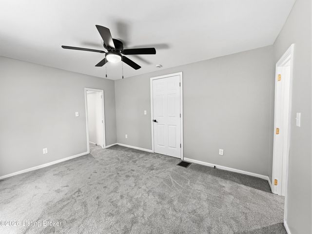 2613 Wingfield Ln, Louisville, KY 40210