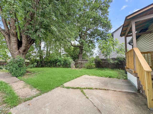 2613 Wingfield Ln, Louisville, KY 40210