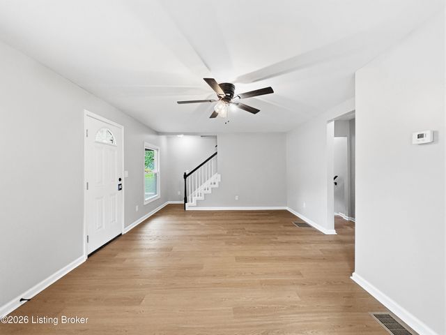2613 Wingfield Ln, Louisville, KY 40210