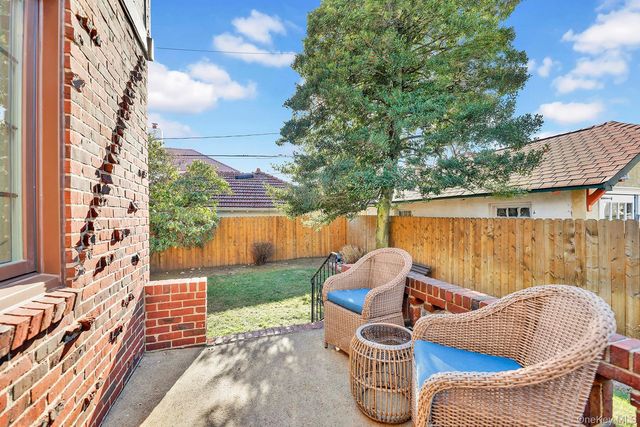 166 W Olive Street, Long Beach, NY 11561