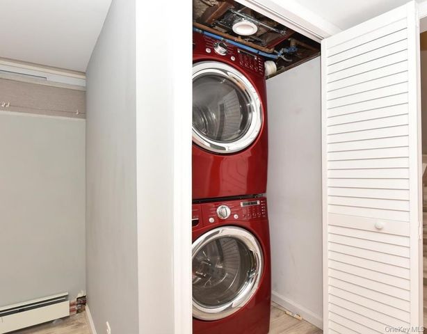 359 Park Lane, Massapequa Park, NY 11762