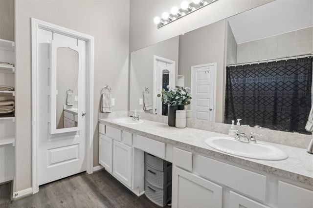 411 Walnut Branch Drive, Baytown, TX 77523