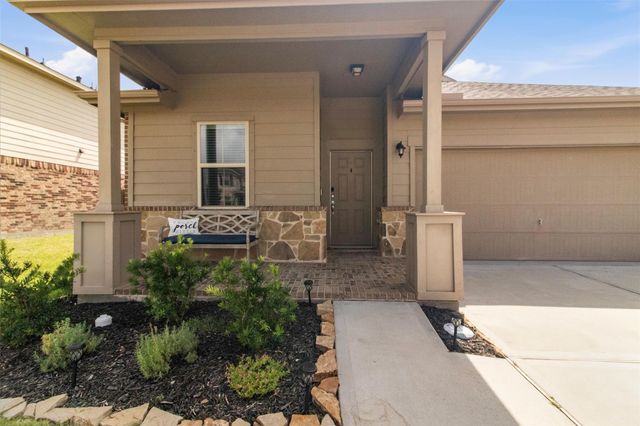 411 Walnut Branch Drive, Baytown, TX 77523