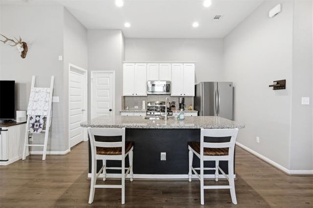 411 Walnut Branch Drive, Baytown, TX 77523