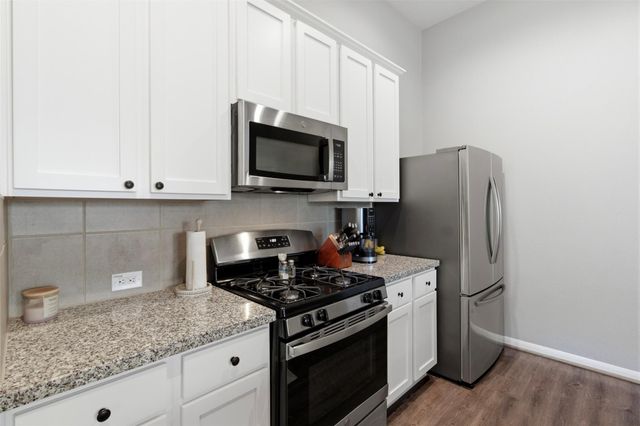 411 Walnut Branch Drive, Baytown, TX 77523