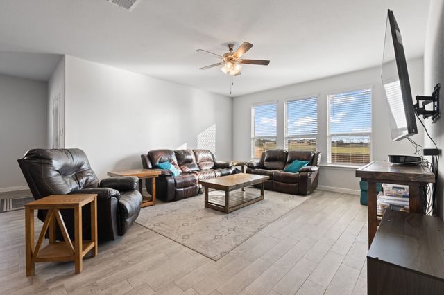 1315 Dublin Drive, Cleburne, TX 76033