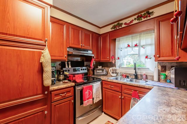 6424 Wilgrove Mint Hill Road, Mint Hill, NC 28227