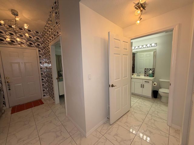 5182 Toscana Trail, Boynton Beach, FL 33437
