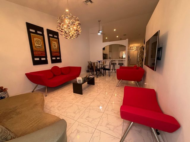 5182 Toscana Trail, Boynton Beach, FL 33437