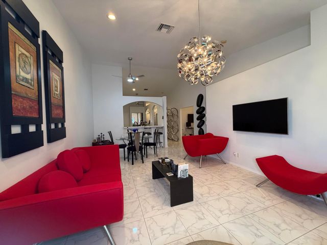 5182 Toscana Trail, Boynton Beach, FL 33437