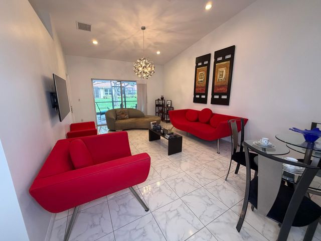 5182 Toscana Trail, Boynton Beach, FL 33437