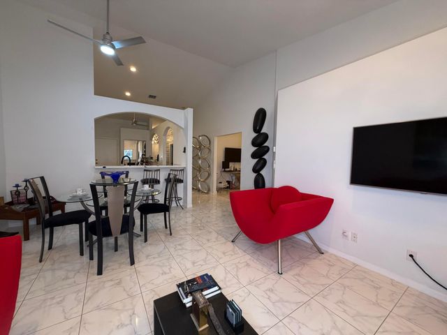 5182 Toscana Trail, Boynton Beach, FL 33437