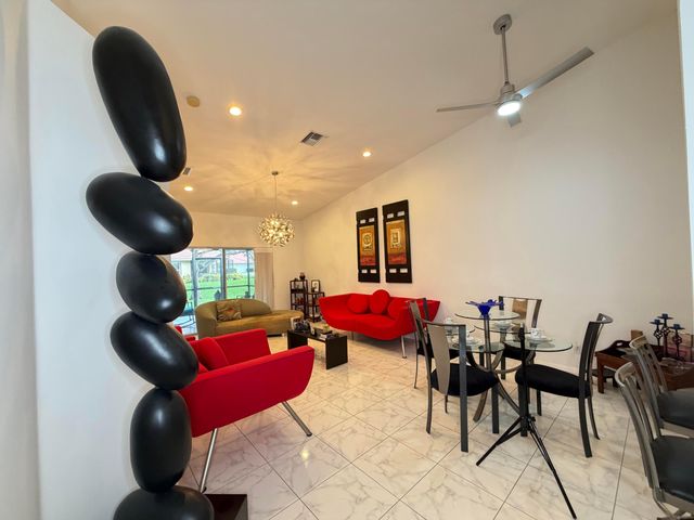 5182 Toscana Trail, Boynton Beach, FL 33437
